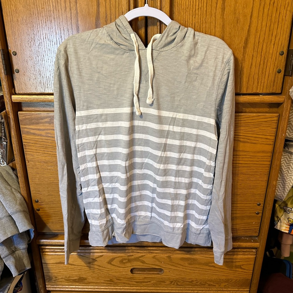 Sonoma Long Sleeve Hood Shirt Size Small